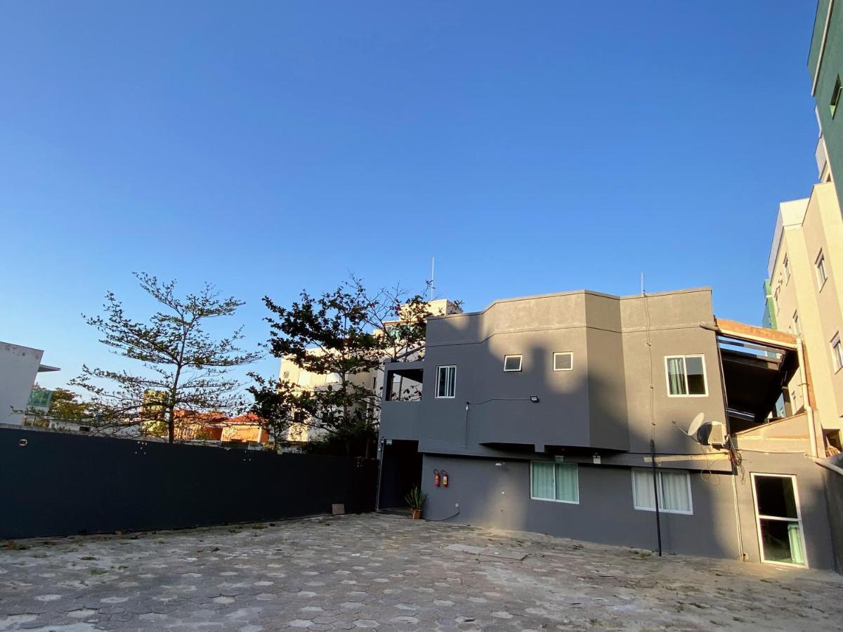 Residencial Melfi 3 Ap 3 Bombinhas Exterior foto